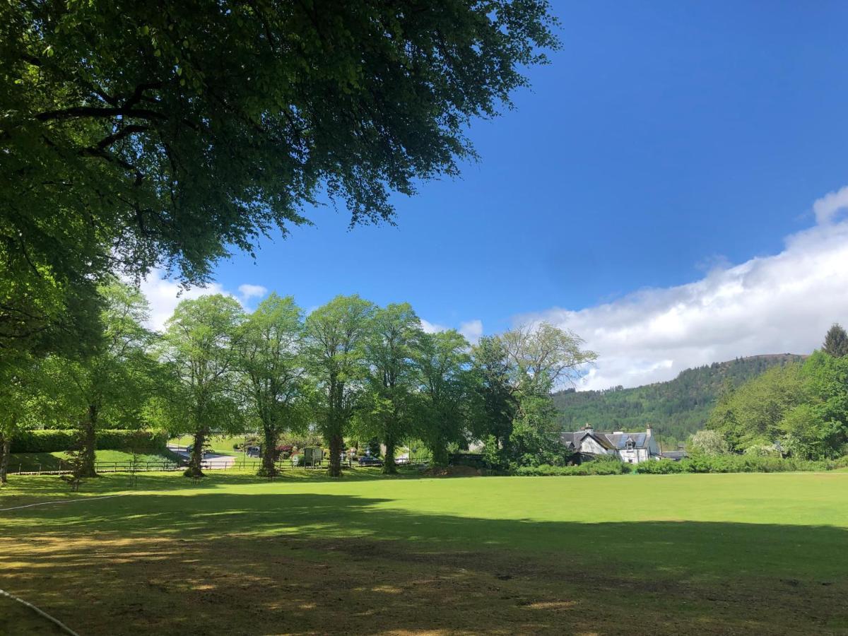 Loch Ness Moat House Apartments Fort Augustus Dış mekan fotoğraf