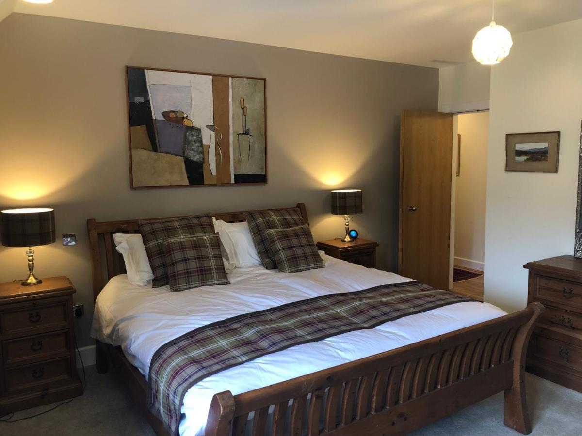 Loch Ness Moat House Apartments Fort Augustus Dış mekan fotoğraf