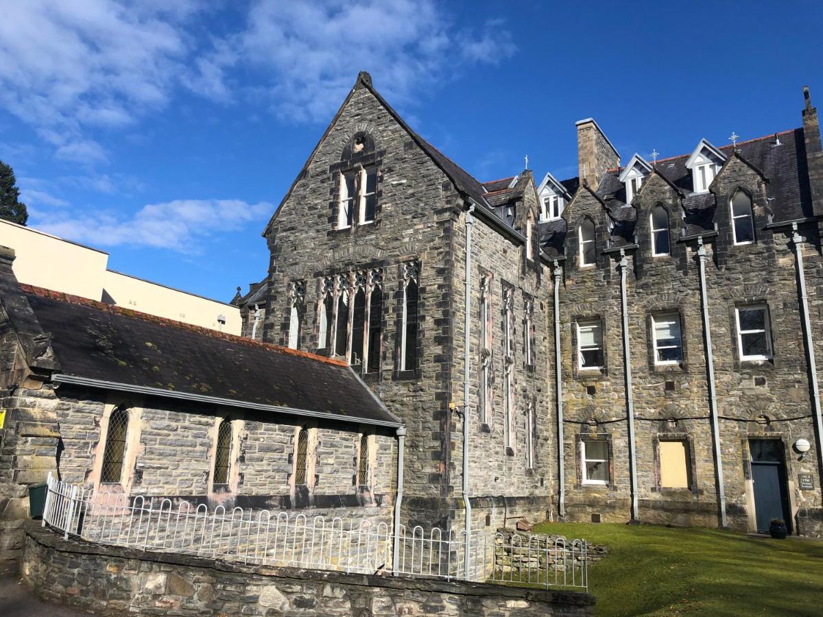 Loch Ness Moat House Apartments Fort Augustus Dış mekan fotoğraf